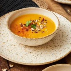 Assiette plate beige d27.5cm en faience - lisere