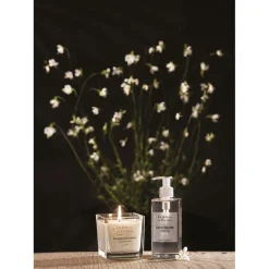 Bougie parfumée poivre rose, rose, musc noir 45h - La tête dans les étoiles