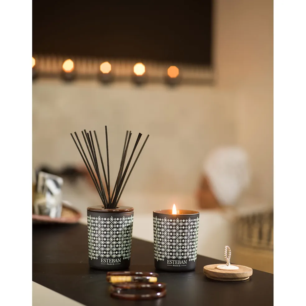 Bougie parfumée teck et tonka 35h