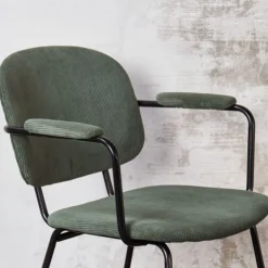 Chaise avec accoudoirs en velours côtelé vert sapin - Aston