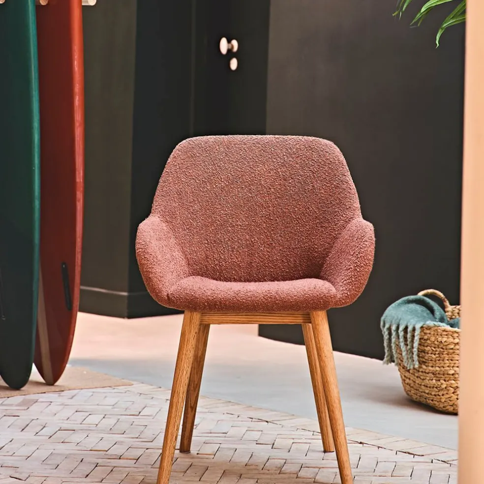 Chaise avec accoudoirs en tissu bouclette terracotta - Altea