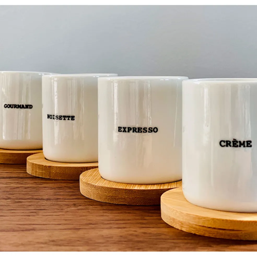 Coffret 4 tasses en faïence blanc avec soucoupes en bois 10cl