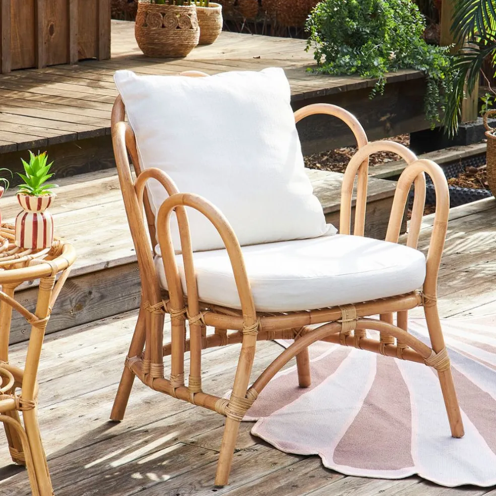 Fauteuil en rotin avec coussin blanc - Sherbrooke