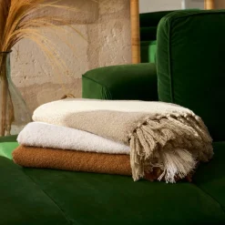 Plaid avec franges en tissu camel 150x130cm - Klosen