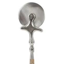 Roulette à pizza en inox et acacia - art