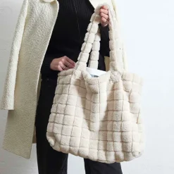 Sac fluffy fausse fourrure crème