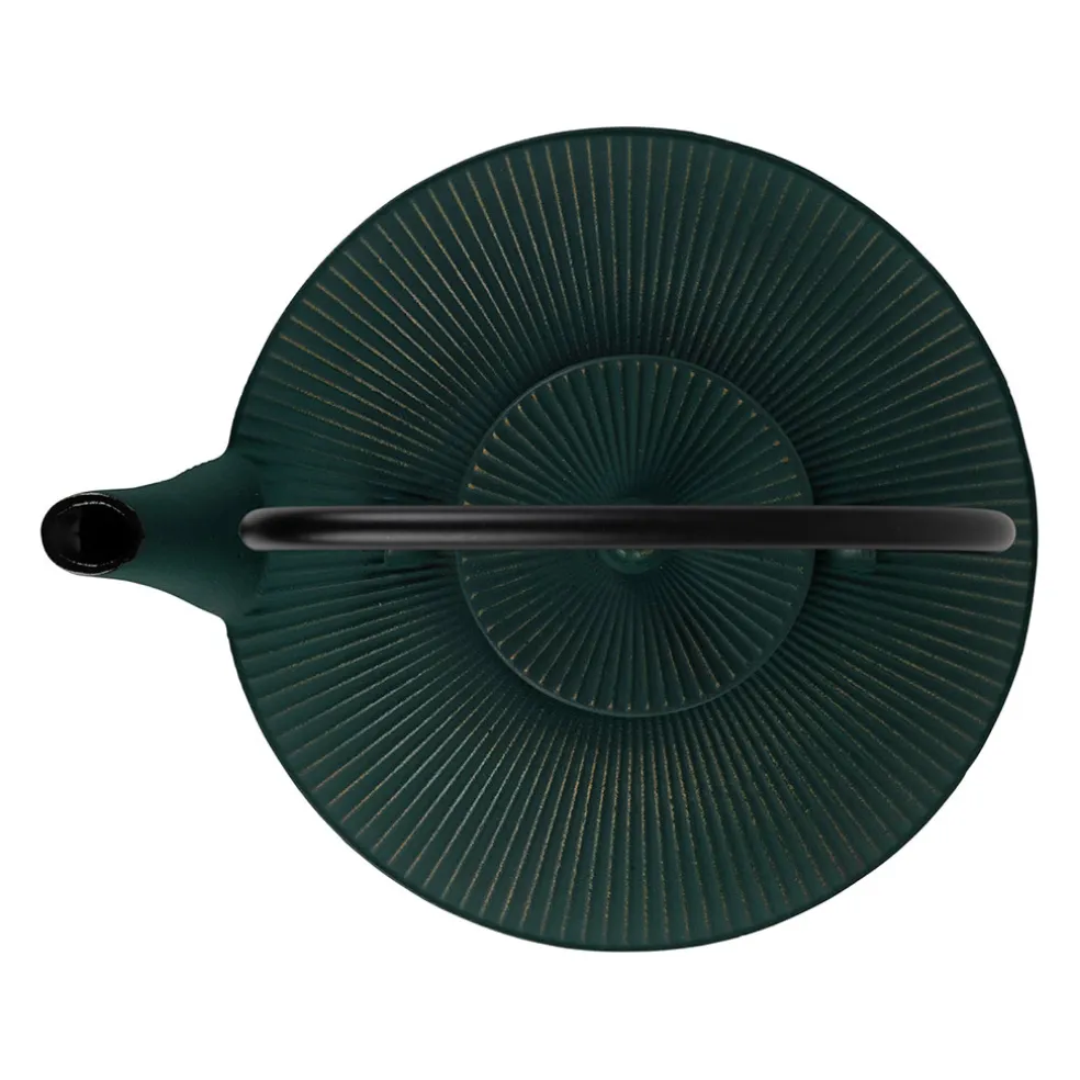 Théière en fonte plate avec filtre émeraude et doré 75cl