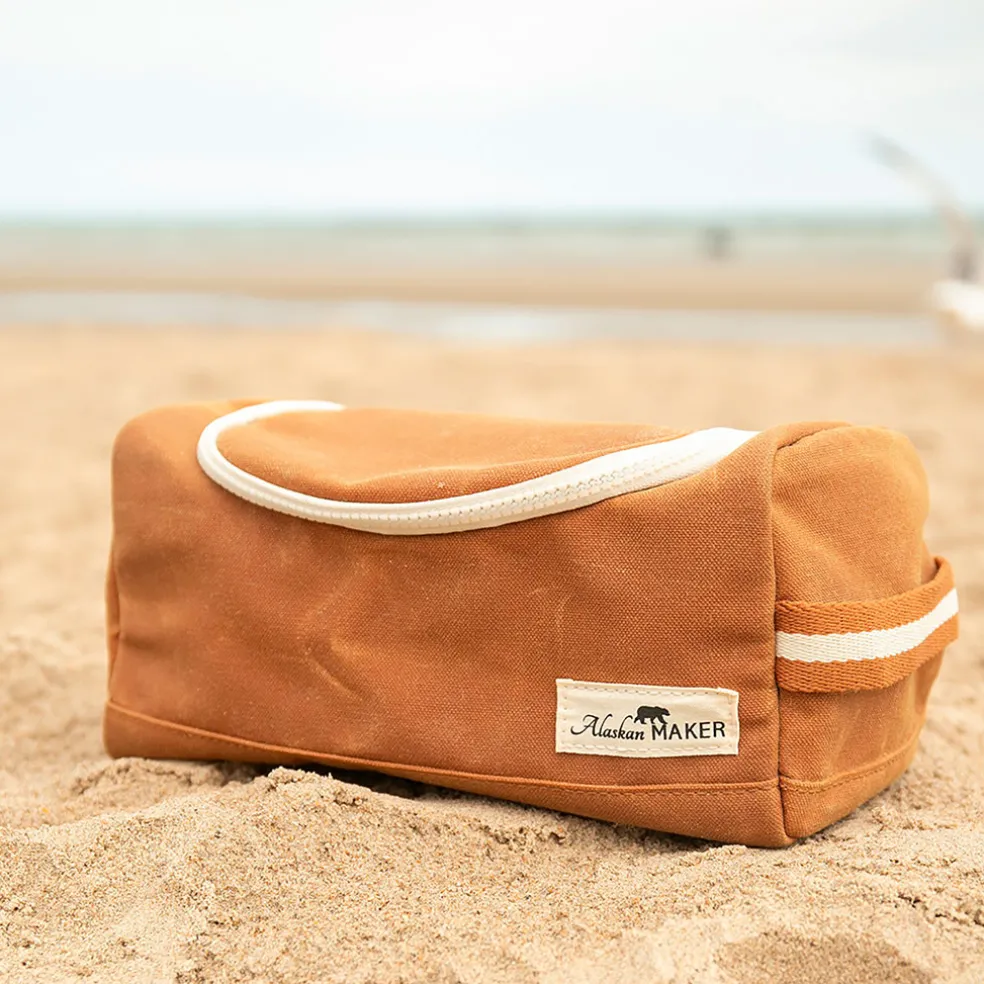 Trousse de toilette en tissu moutarde recycleée - Kenai