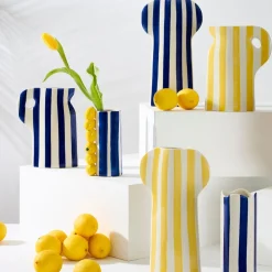 Vase en grès jaune h31.5cm - Artist